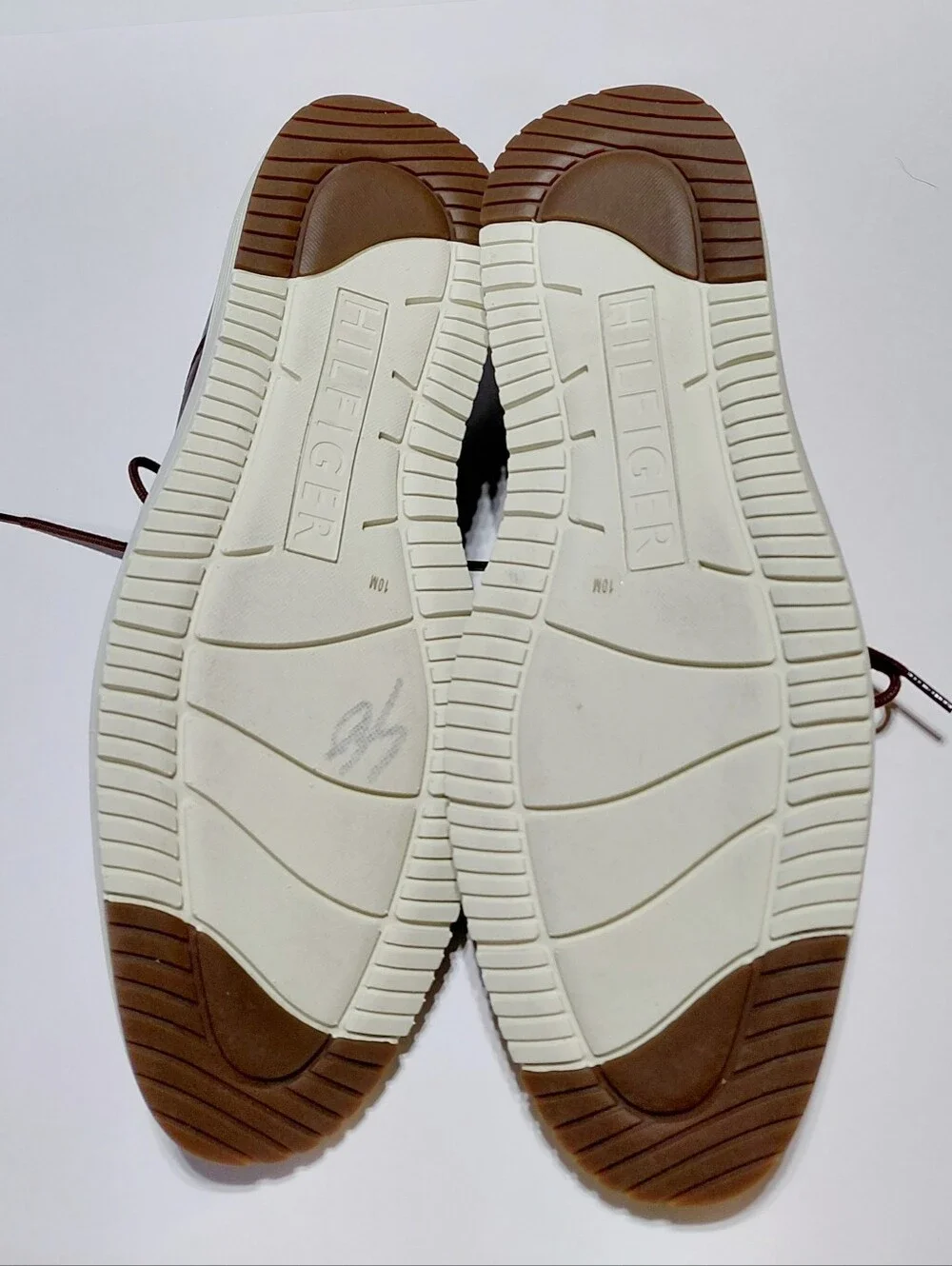 TOMMY HILFIGER  Men’s Brown Hiday Oxford Shoe Size 10